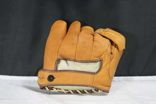 Yale F400 Page Model Back