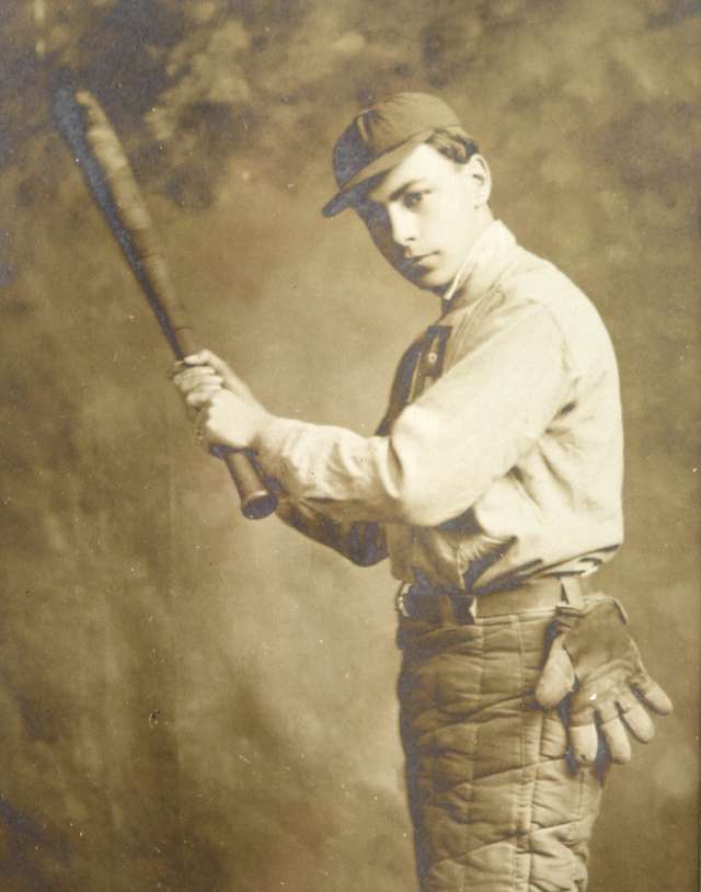 Tipped Finger Catchers Glove