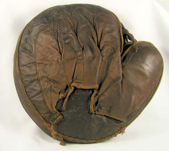 Hook and Eye Back Crescent Catchers Mitt Back 19th Century Baseball