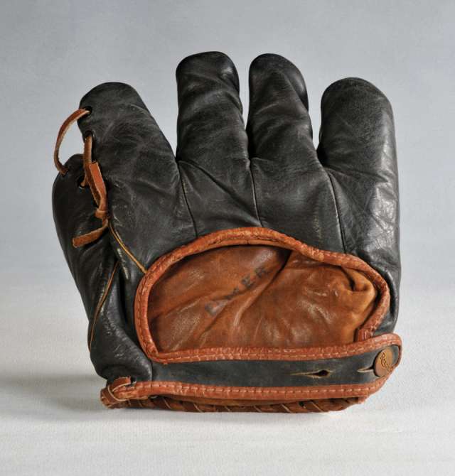 Babe Ruth Reach Home Run Special Lefty Back