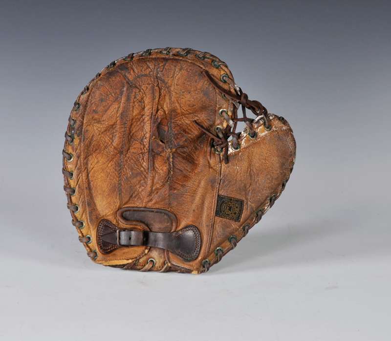 Babe Ruth Reach RB1 Home Run Special Basemitt Back Babe Ruth Gloves Baseball Glove Collector