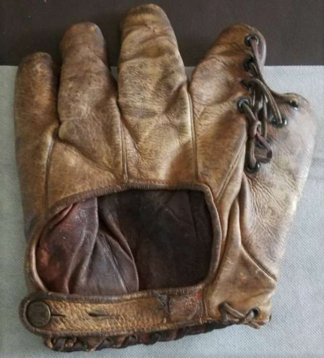 Babe Ruth Spalding Home Run Special Back