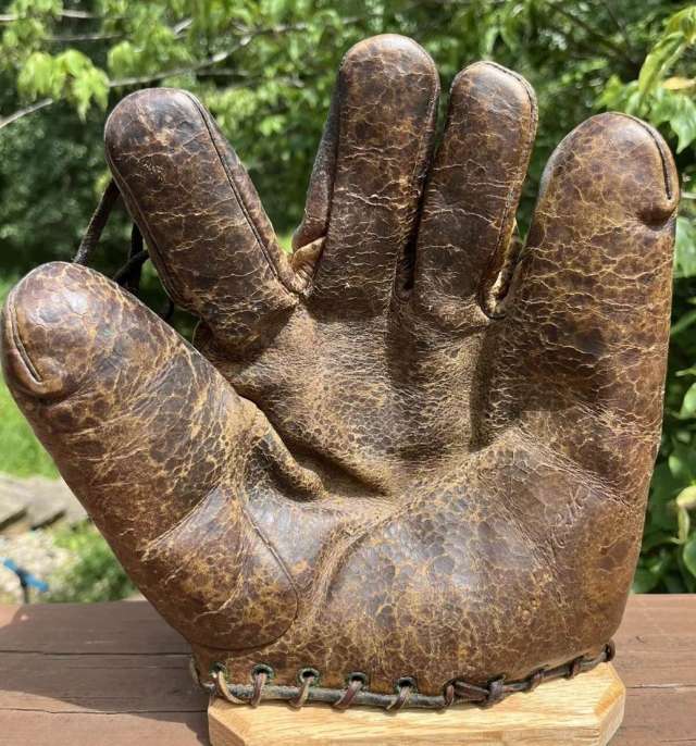 Babe Ruth Spalding Home Run Special Front