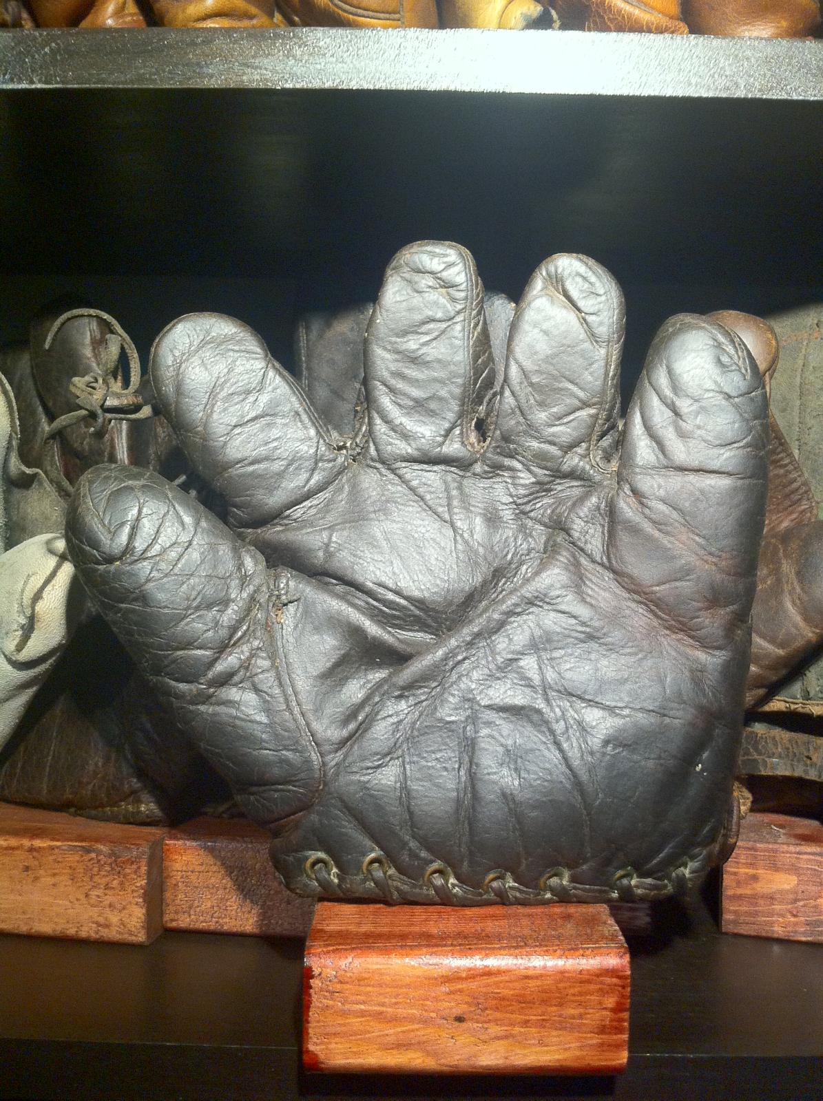 Babe Ruth Spalding Home Run Special Front Babe Ruth Gloves Baseball