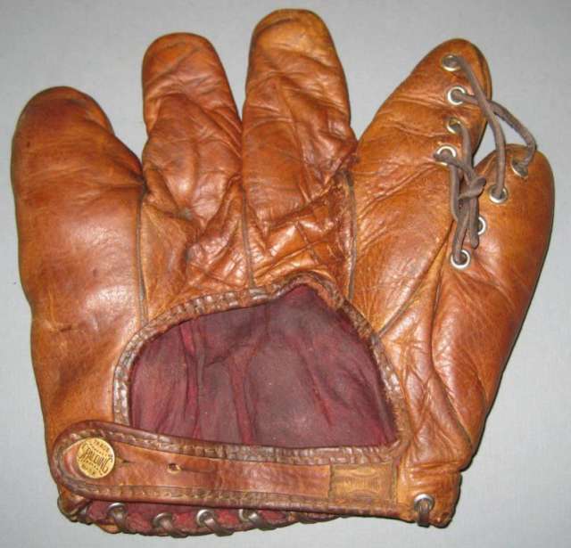 Babe Ruth Spalding Laced Web Back