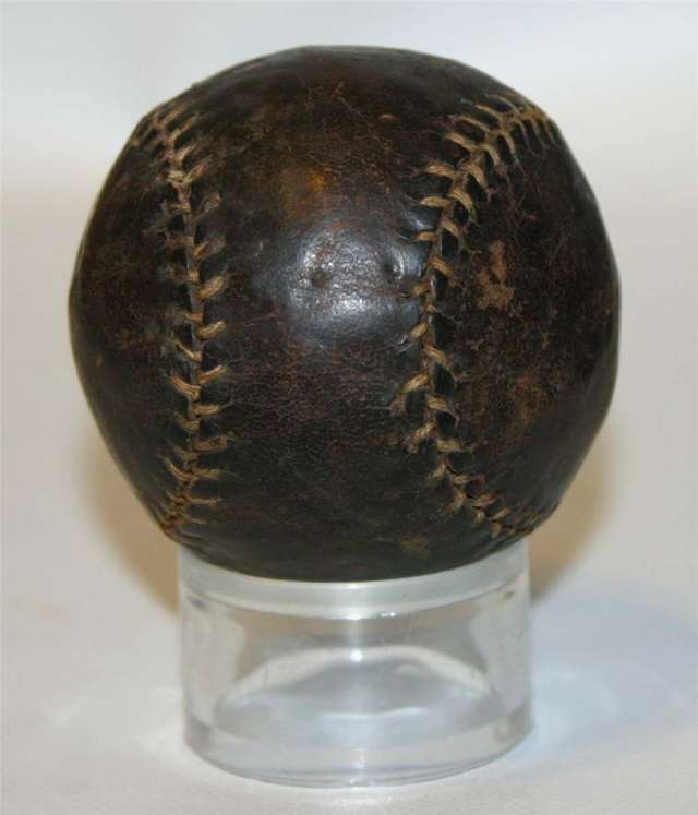 19th Century Figure 8 Unknown 104