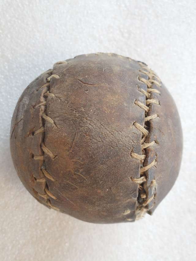 19th Century Figure 8 Unknown 107