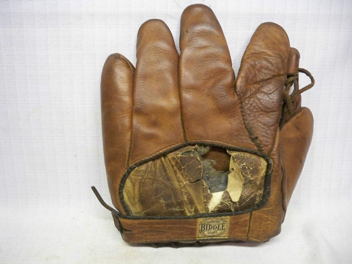 Biddle Single Tunnel Loop Glove Back Biddle Baseball Glove