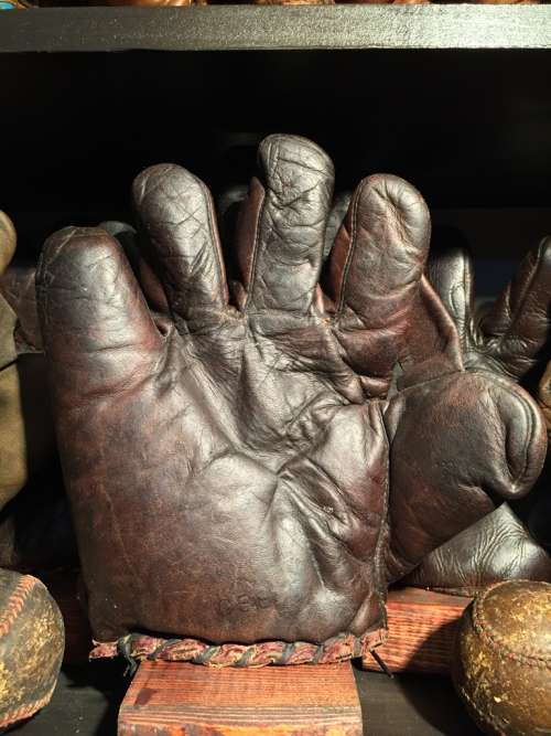 Bon Tober G38 1 Inch Web Lefty Front