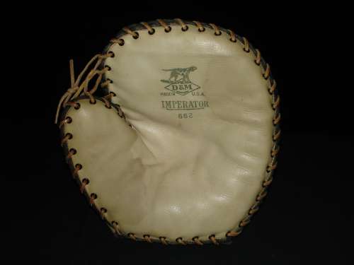 D&M Imperator 662 Basemitt Front