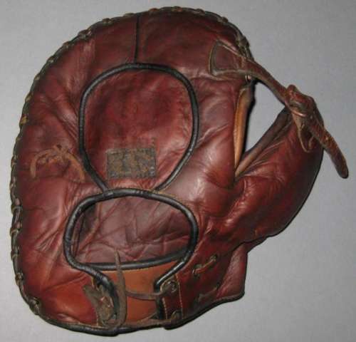 Lou Fonseca D&M 670 Basemitt Back