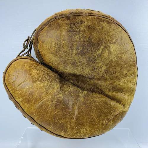 D&M Catchers Mitt Front