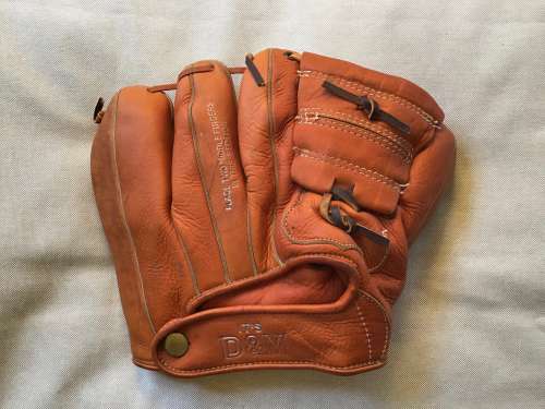 Frank Baumholtz D&M DG934 Back