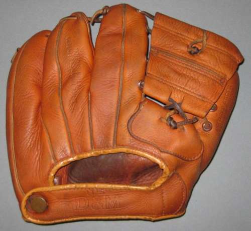 Frank Baumholtz D&M DG934 Back