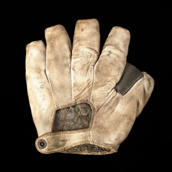Early 1900's Flat Top Crescent Back Early Gloves & Mitts Baseball