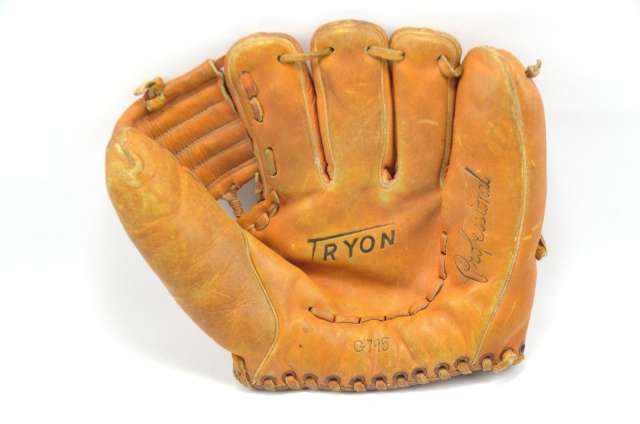 Tryon G795 Front