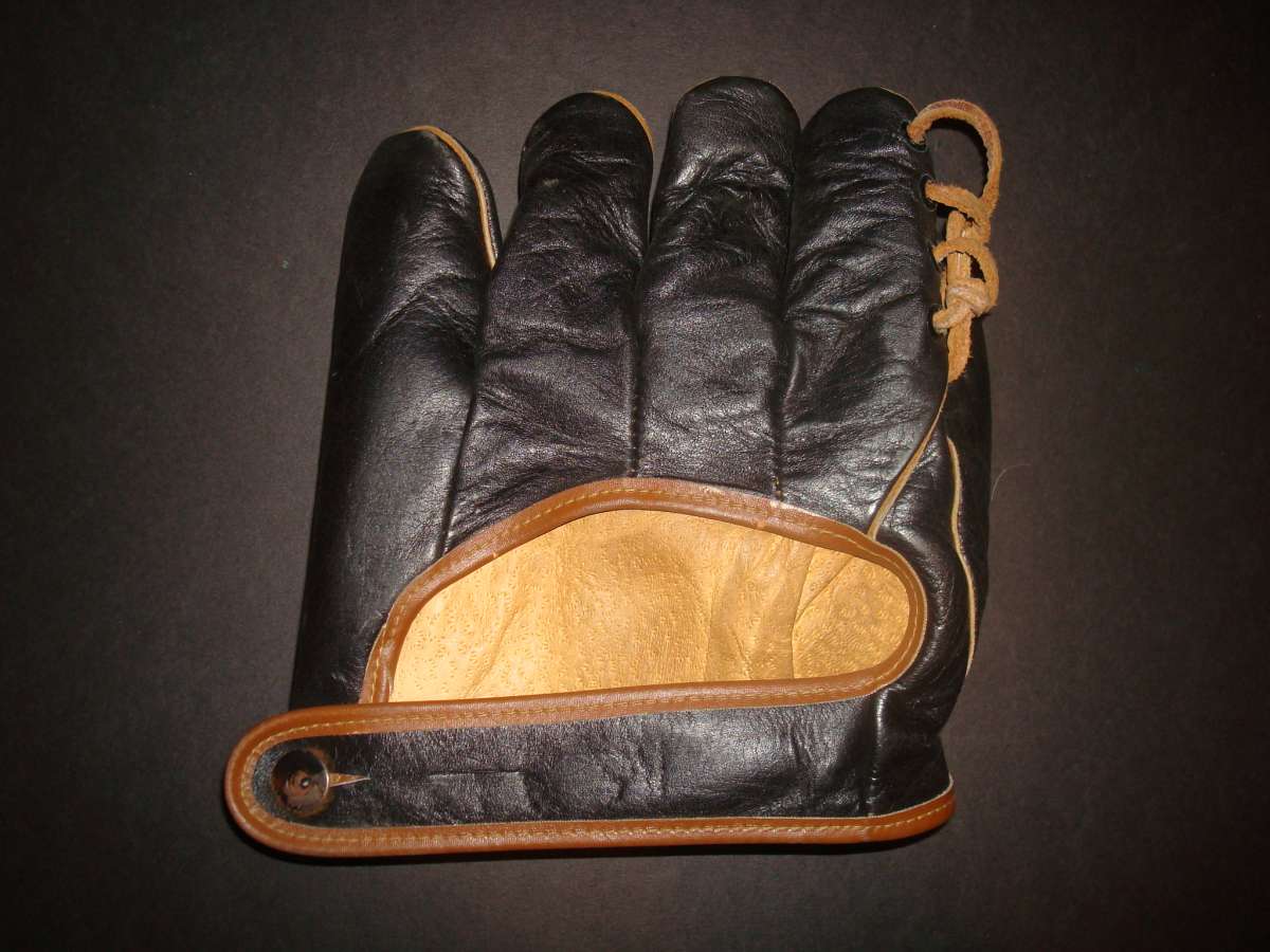 Joe Gordon Folsom G225 Back Folsom Baseball Glove Collector Gallery