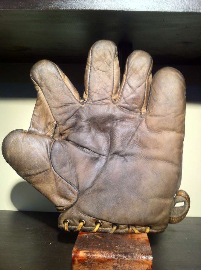 Tan Full  Front Full s Baseball Glove Collector Gallery