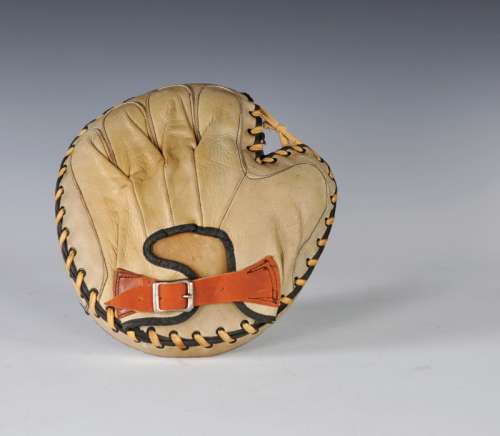 Wally Schang Goldsmith Catchers Mitt Back