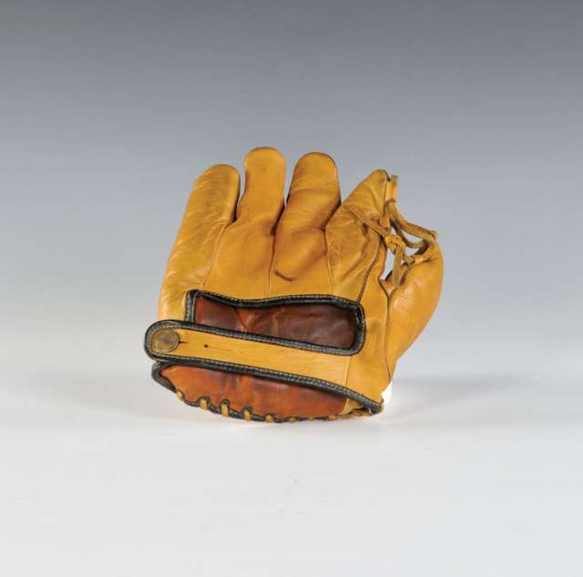 Chick Cuccinello Goldsmith AG55 Back