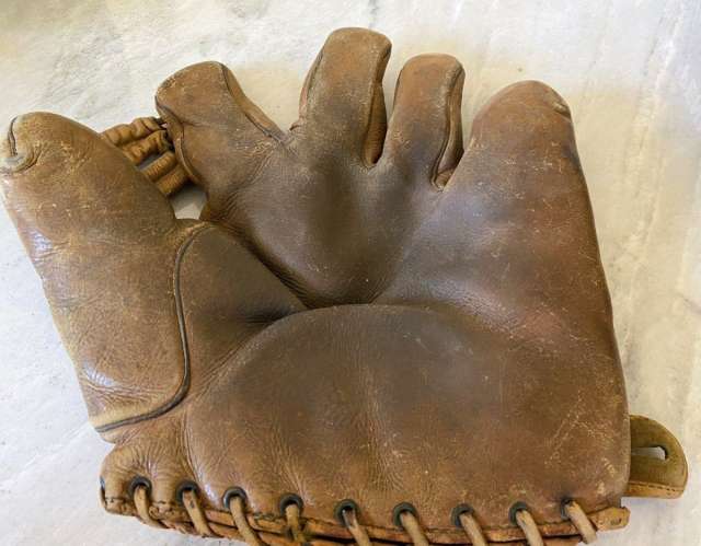 Chick Hafey Goldsmith Front