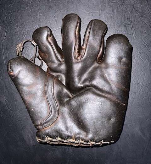 Goldsmith KB Front