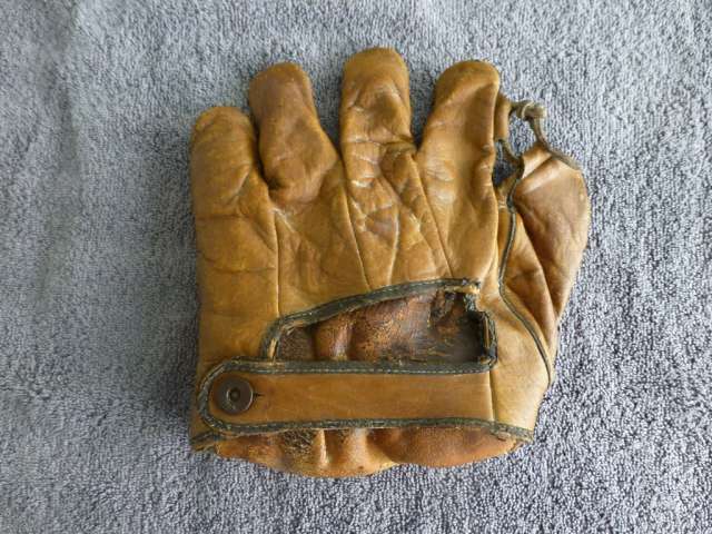 Jim Jumbo Elliott Goldsmith G10 Back