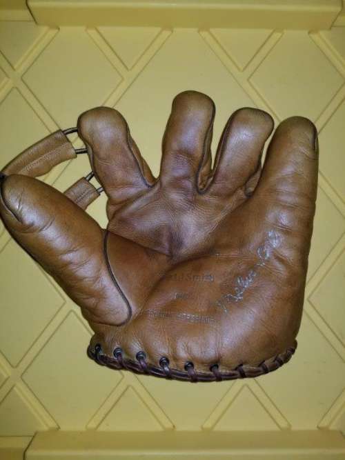 Melvin Ott Goldsmith MO Front