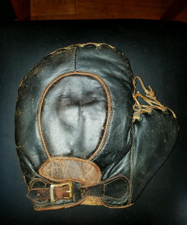 Hudson Sporting Goods Basemitt Back Hudson Baseball Glove Collector