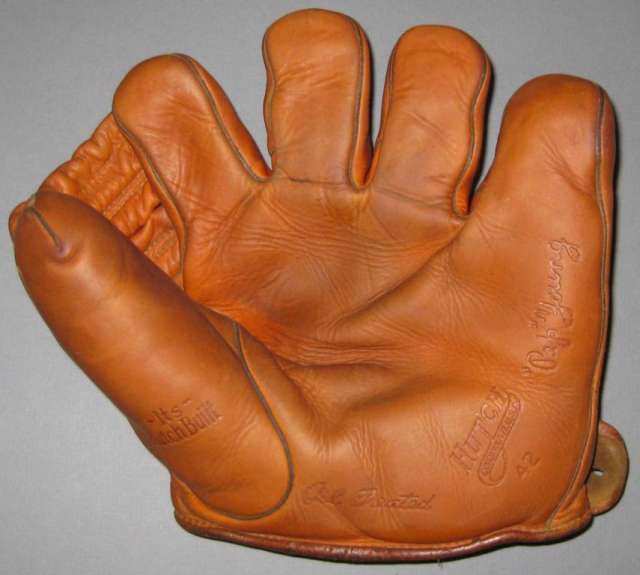 Pep Young Hutch 42 1 Front Rob