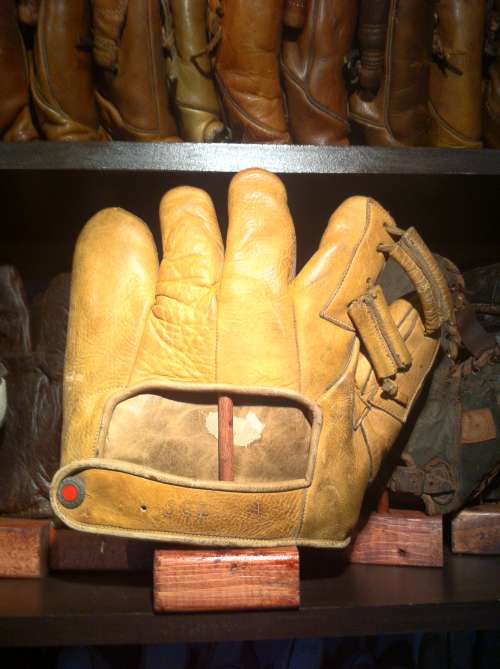 Wilson Victoria 145 Back - Mexico