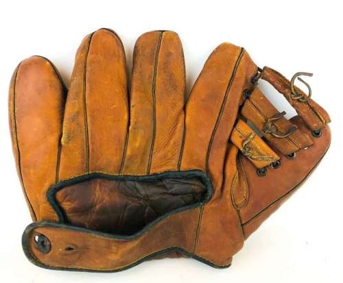 Joe DiMaggio OK Back