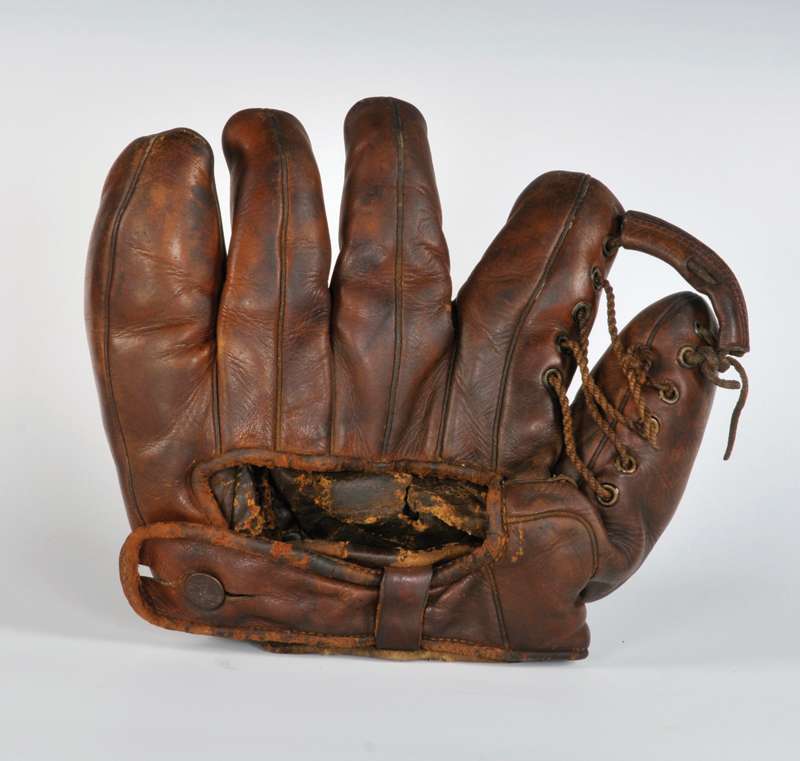 Joe DiMaggio Spalding 133 Back Joe DiMaggio Gloves Baseball Glove