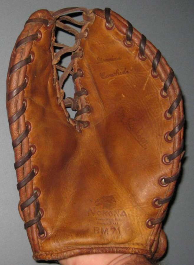 Joe Jackson Nokona BM71 Front Joe Jackson Gloves Baseball Glove