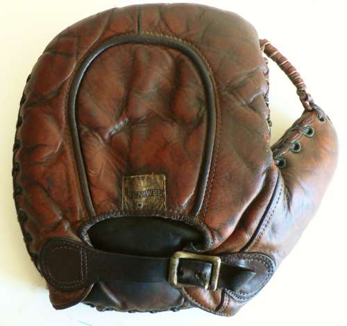 Ken Wel Buckleback Basemitt Back