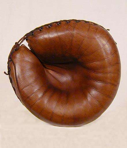 Ken Wel Zipper Back Catchers Mitt Front