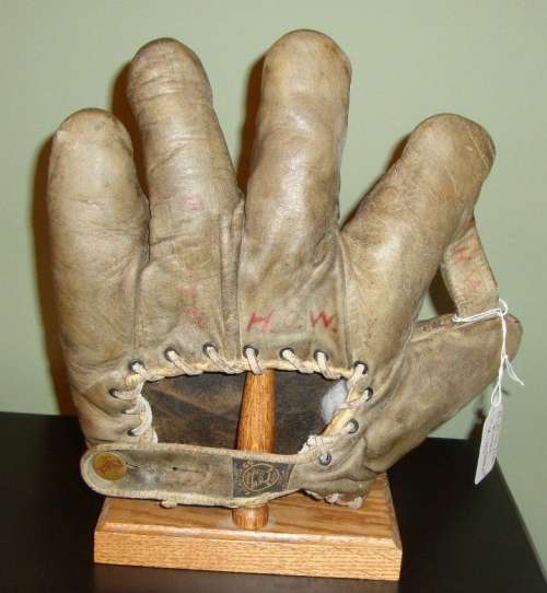 A.J. Reach King Patent Back