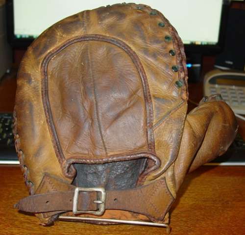 Lou Gehrig Basemitt Brown Back
