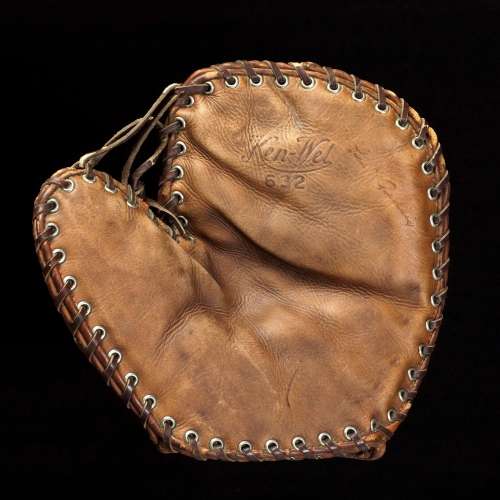 c. 1930-33 Lou Gehrig Ken Wel 632 Zipper Back Front