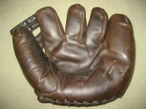 Bobby Doerr MacGregor Goldsmith XG Front