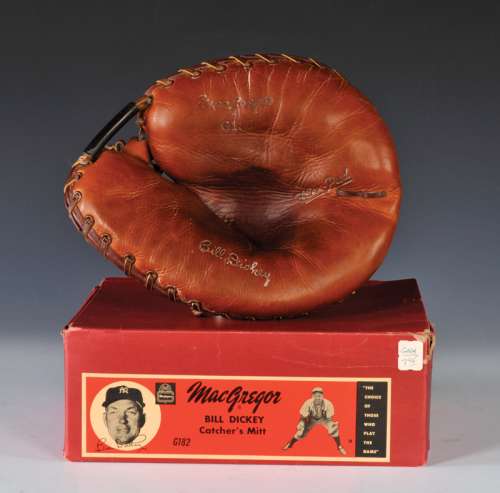 Bill Dickey MacGregor G182 Front