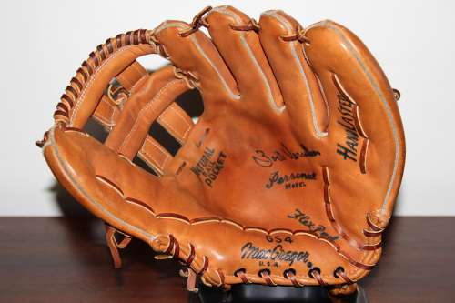 Zoilo Versalles MacGregor GS4 Personal Model Front