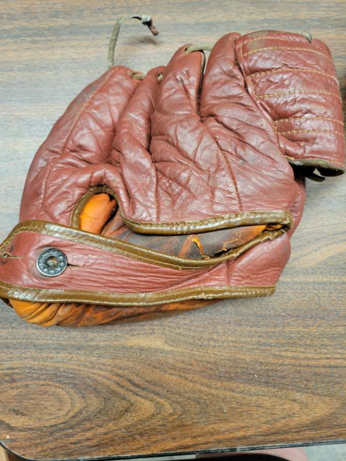 Joe Gordon Marathon 4205 Back Marathon Baseball Glove Collector