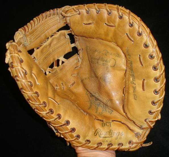Mickey Mantle Rawlings DCT Personal Model Heart of the Hide Front
