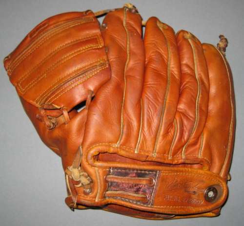 Billy Loes Nokona G51 Back