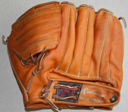 Billy Martin Nokona G35 Lefty Back