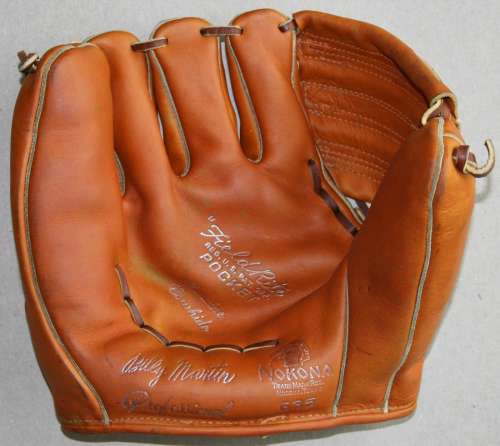 Billy Martin Nokona G35 Lefty Front