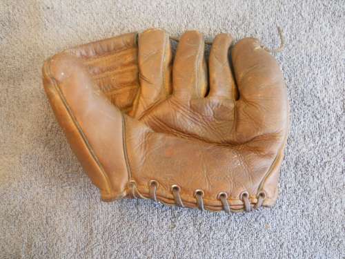 Bob Milliken Nokona G22 Front