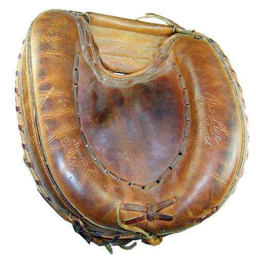 Nokona CM58 Catchers Mitt Front