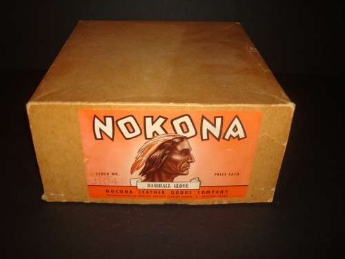 Chico Carrasquel Nokona J104 Box